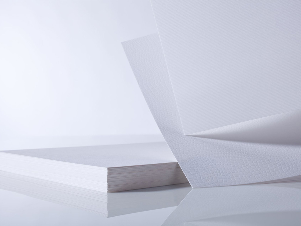 A smooth, creamy Haddonia Ivory Board sheet used for high-end business cards.